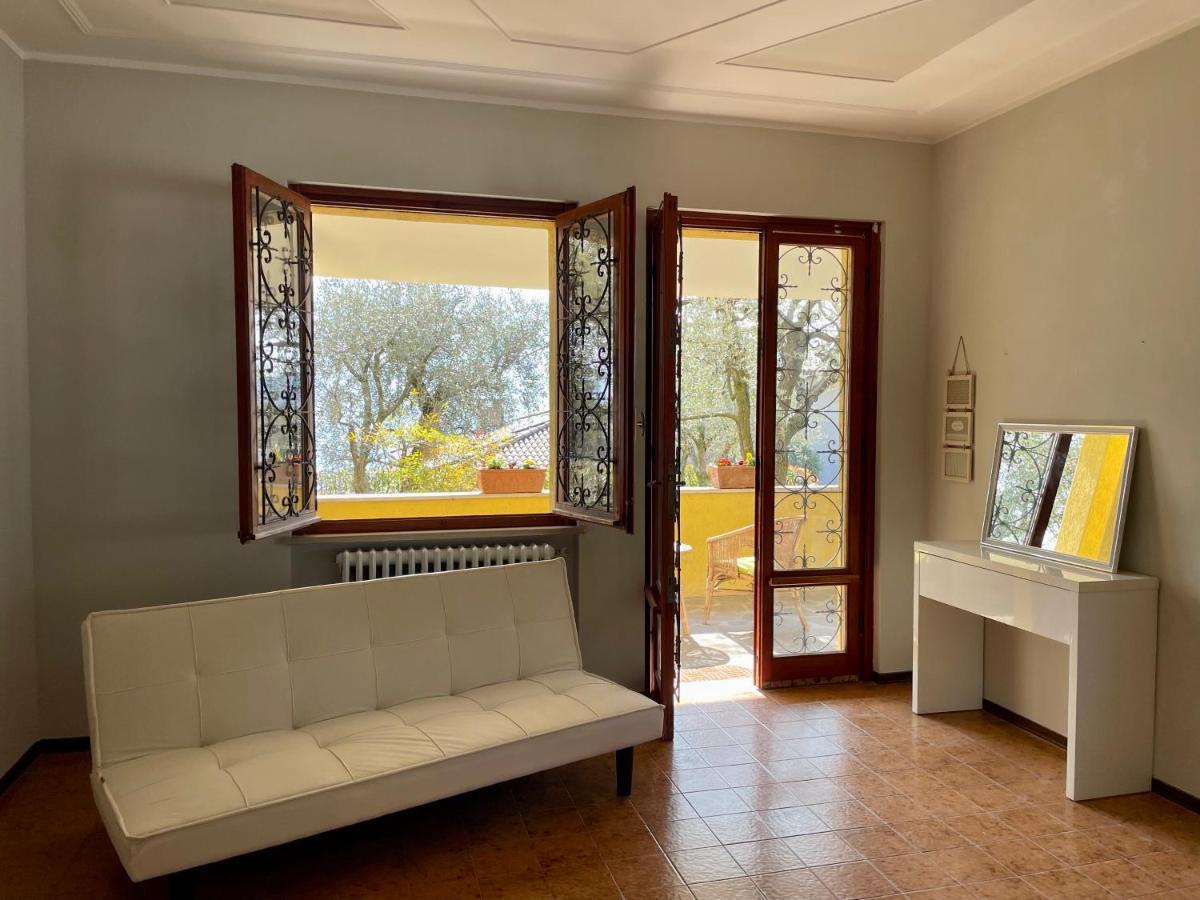 Sarnico Giardino Sul Lago Buitenkant foto